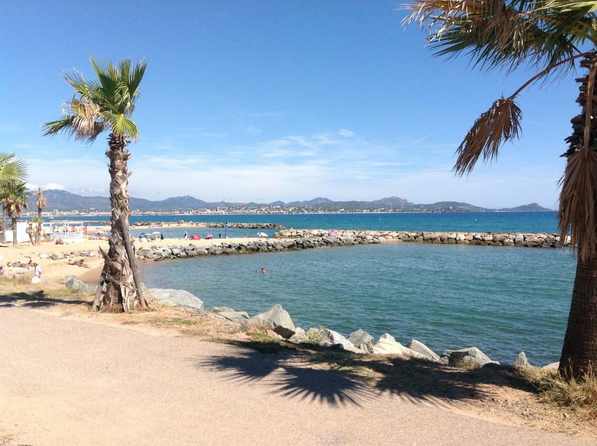Pins Parasol Fréjus Εξωτερικό φωτογραφία