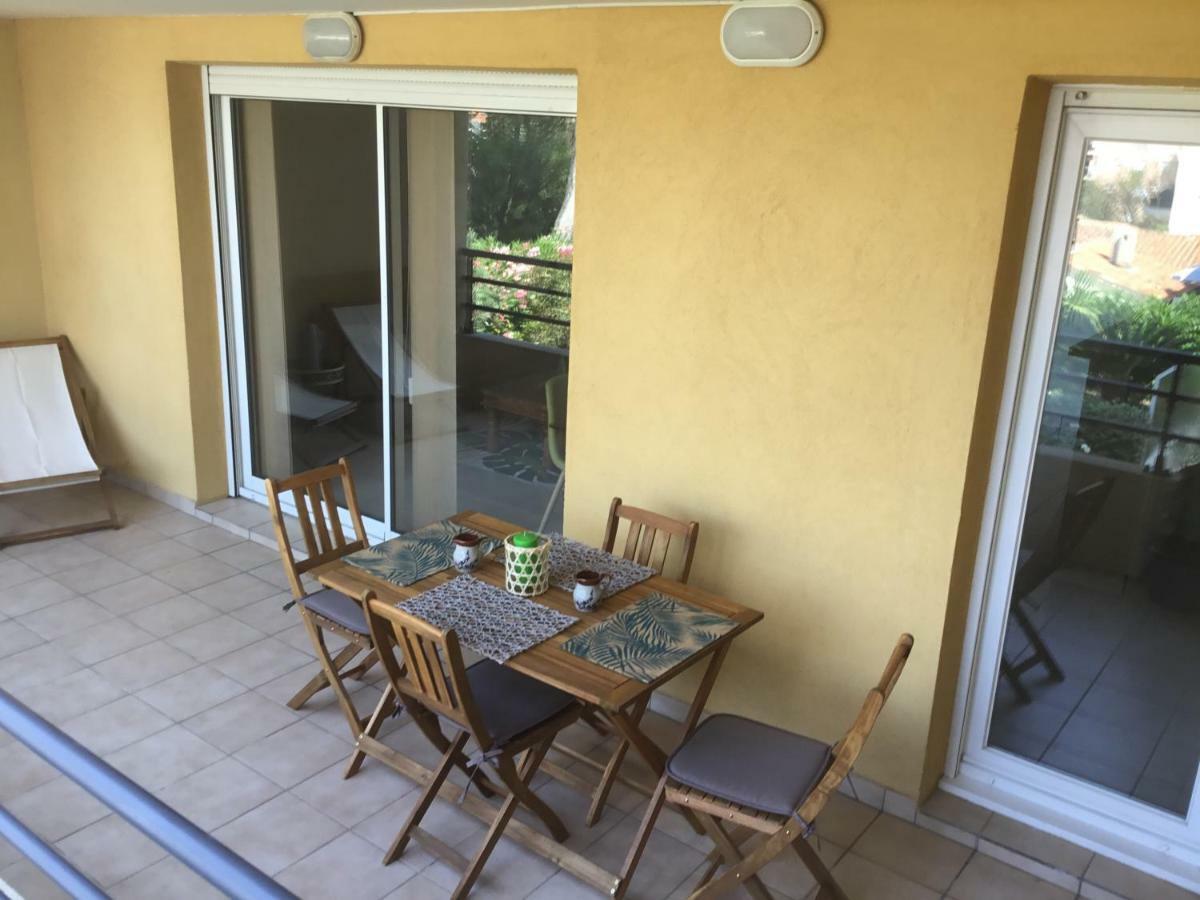 Pins Parasol Fréjus Εξωτερικό φωτογραφία