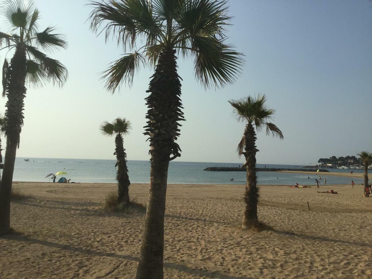Pins Parasol Fréjus Εξωτερικό φωτογραφία